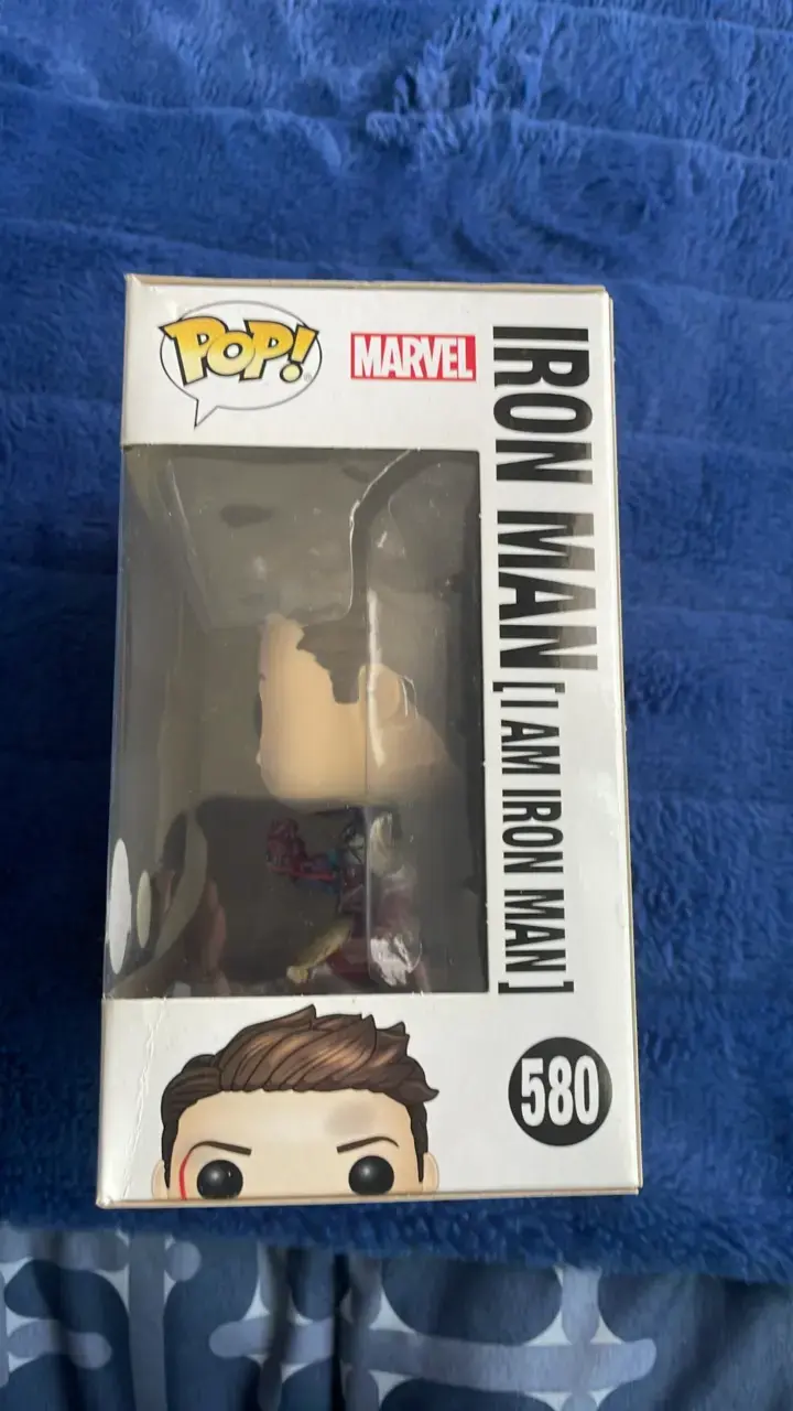 Funko Pop Iron Man Edición Especial Brilla - 2