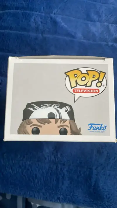 Figura Funko Pop Eddie Stranger Things - miniatura 5