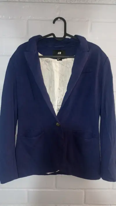 Blazer azul marino H&M para mujer - miniatura 1
