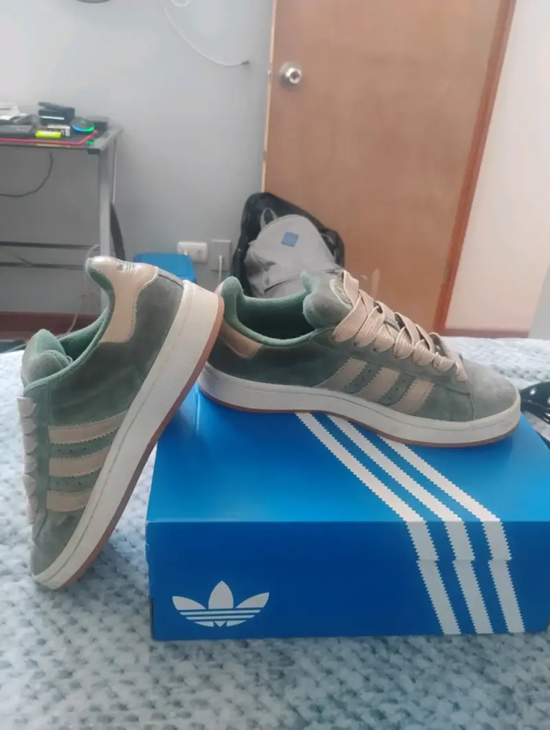 Zapatillas Adidas Campus Verde y Beige - 3