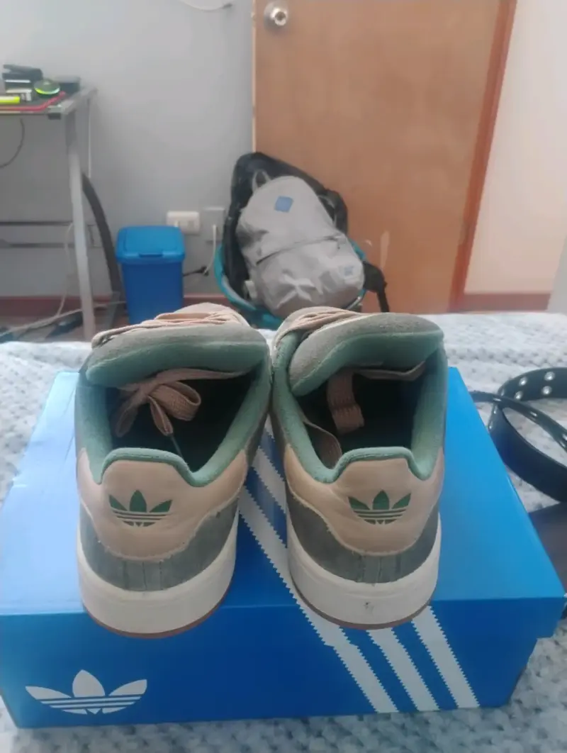 Zapatillas Adidas Campus Verde y Beige - 4