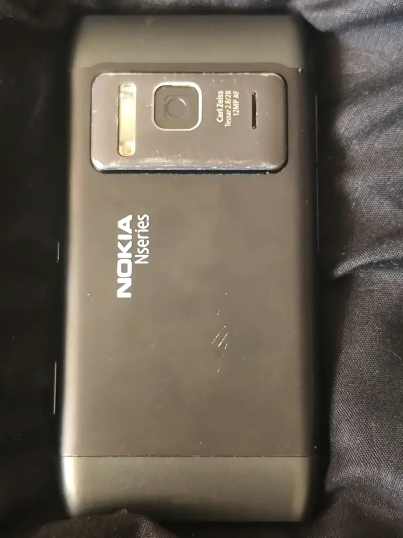 Teléfono Nokia N8 3G - 2