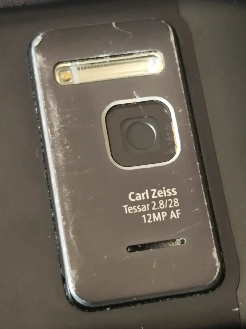 Teléfono Nokia N8 3G - 3