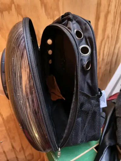 Mochila transportadora para mascotas con ventana - miniatura 1