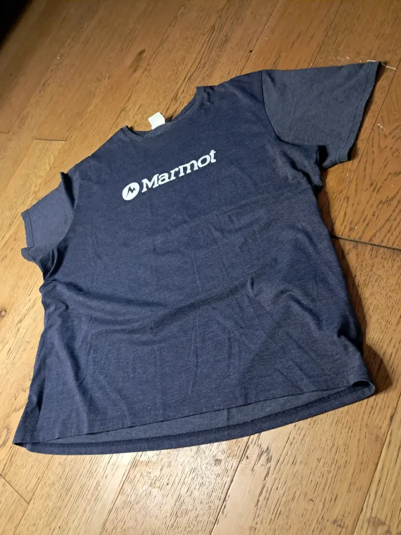 Polera azul Marmot para hombre - 2