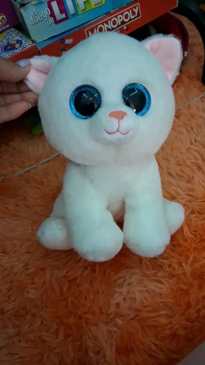 Peluche de gato blanco con ojos grandes - 2