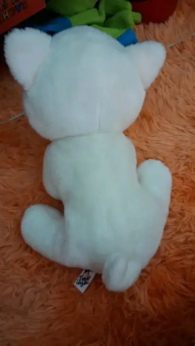 Peluche de gato blanco con ojos grandes - miniatura 3