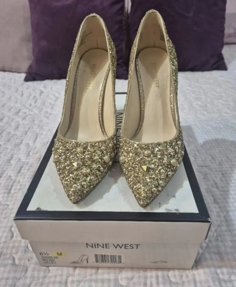 Tacones dorados con glitter Nine West talla 36.5 - 2
