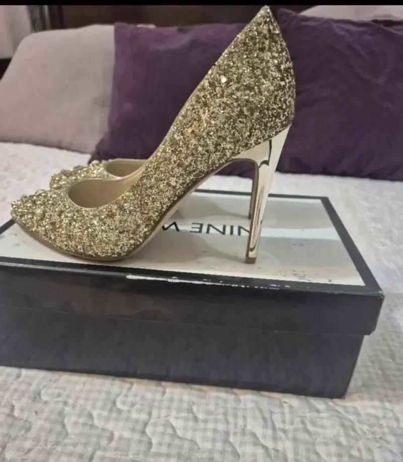 Tacones dorados con glitter Nine West talla 36.5 - 3