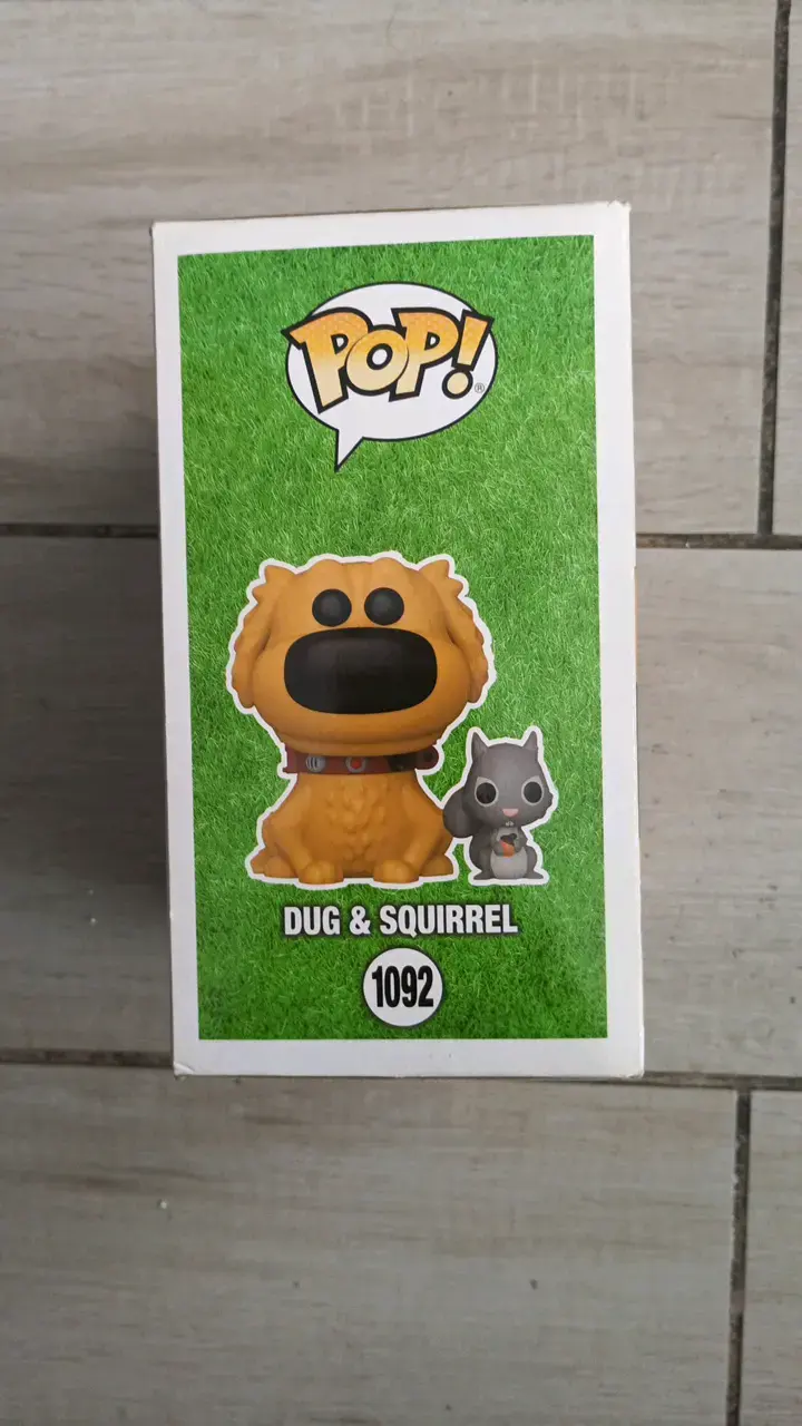 Figura Funko Pop Dug y Ardilla de Vinilo - 2