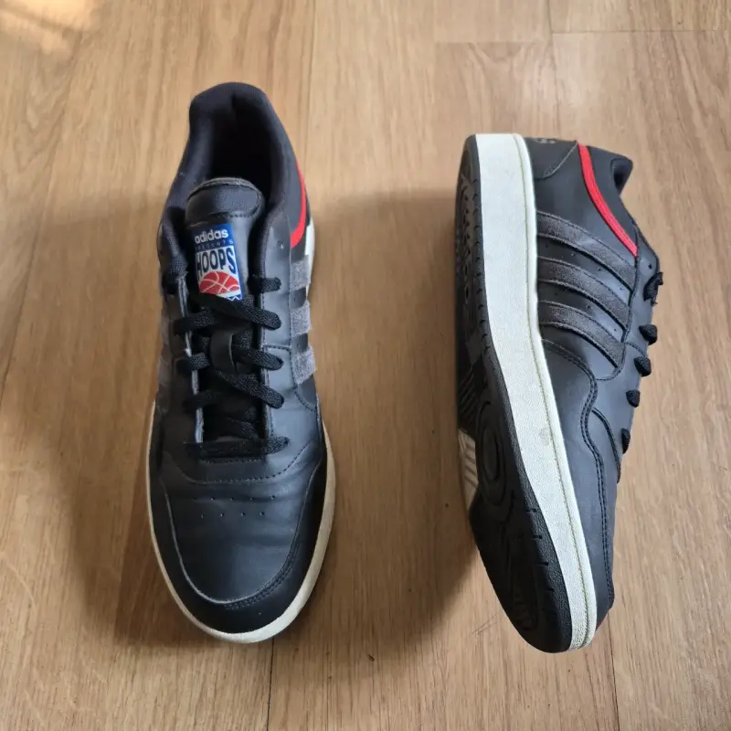 Zapatillas deportivas Adidas Hoops talla 46