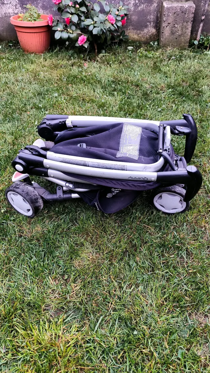 Coche de bebé Quinny con silla y base Maxi Cosi - 4