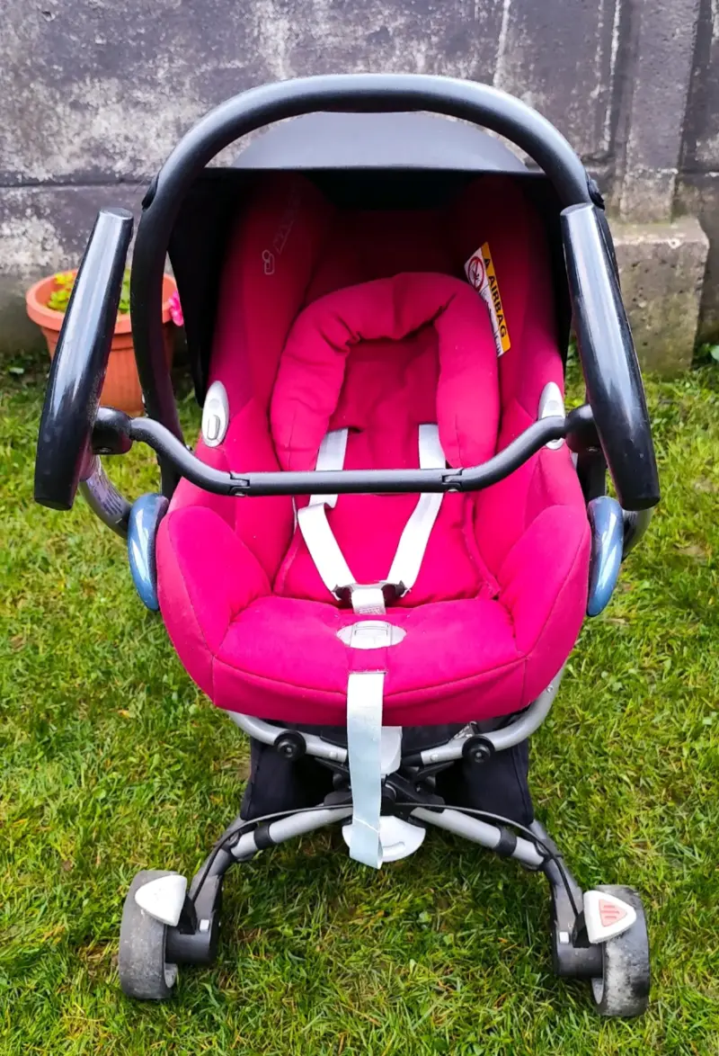 Coche de bebé Quinny con silla y base Maxi Cosi - 6