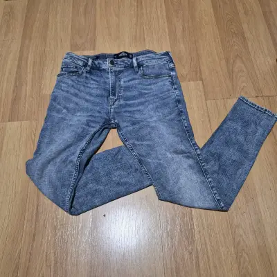 Lote de jeans Hollister talla 32 - miniatura 2