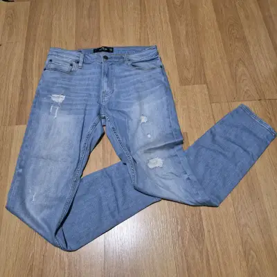 Lote de jeans Hollister talla 32 - miniatura 4