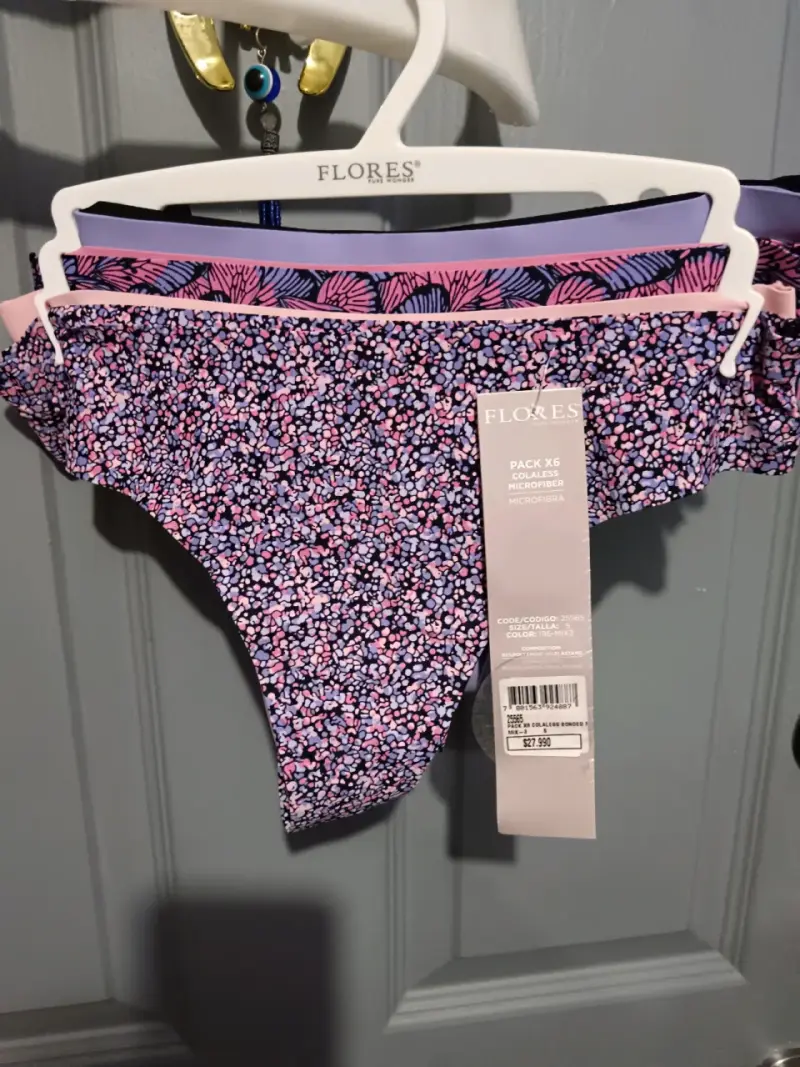 Cinturón beige Calvin Klein con hebilla CK - 5