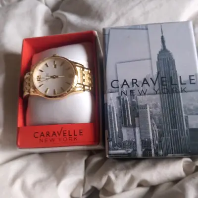 Reloj Dorado Caravelle New York para Hombre - miniatura 3