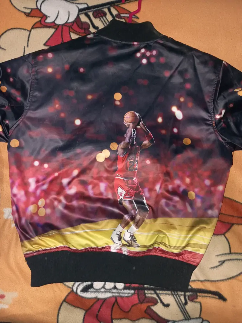 Chaqueta Jordan con diseño de baloncesto - 2