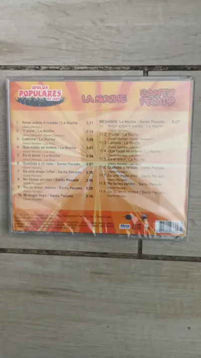 CD Ídolos Populares de Hoy Vol. 2 La Noche y Santo Pecado - miniatura 2