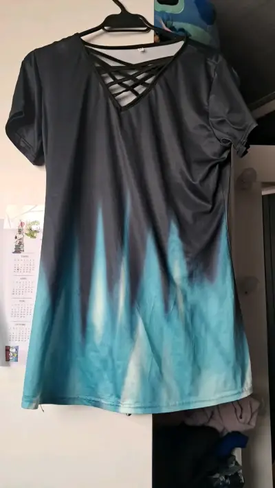Vestido casual con diseño degradado azul - miniatura 1