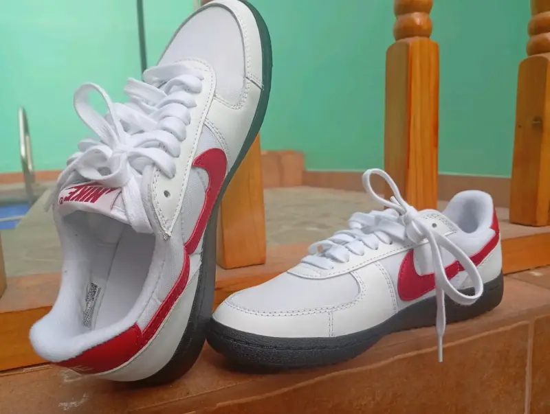 NIKE FIELD GENERAL 82 SP BLANCAS/ROJAS TALLA 40,5 - 4