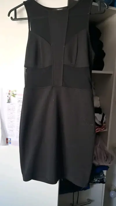 Vestido negro sin mangas Forever 21 - miniatura 1