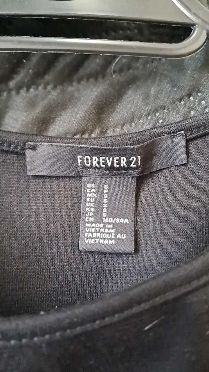 Vestido negro sin mangas Forever 21 - 3