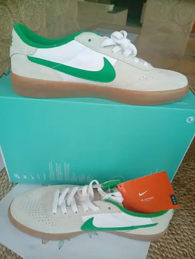 Zapatillas Nike SB Zoom Blazer Low Pro verdes - miniatura 1