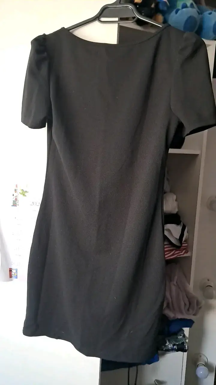 Vestido negro con botones dorados Shein - 2