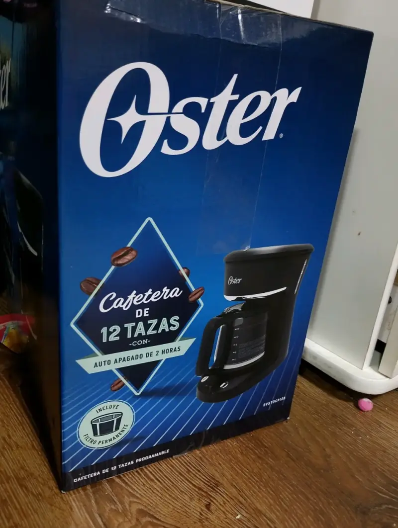 Cafetera Oster de 12 tazas