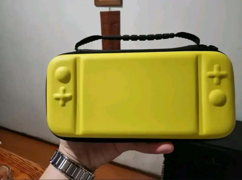 Nintendo Switch Lite Amarilla - 3