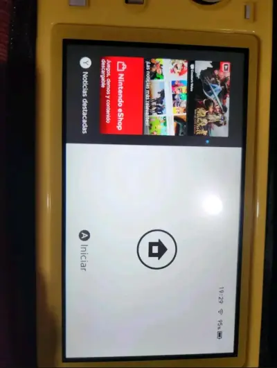 Nintendo Switch Lite Amarilla - miniatura 5