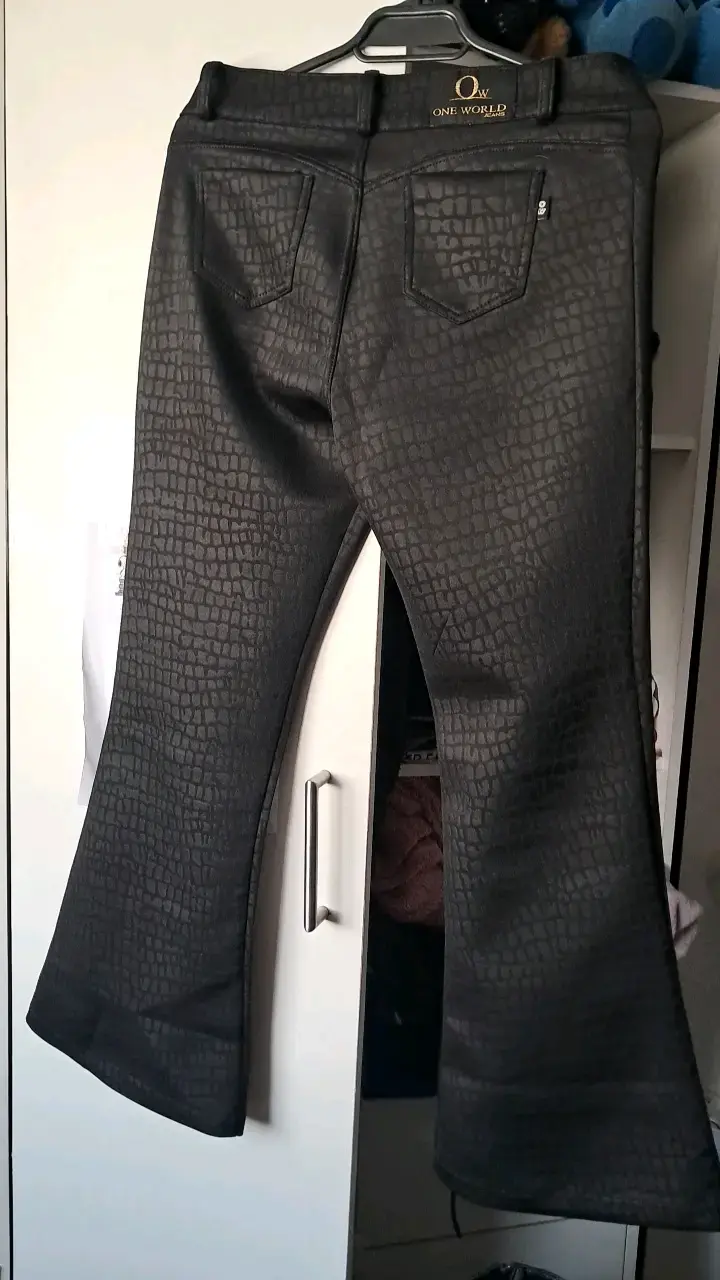 Pantalones acampanados negros One World Jeans - 3