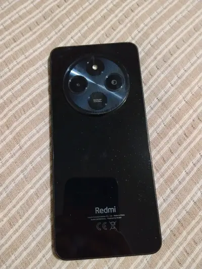 Smartphone Xiaomi Redmi con cámara de 50MP - miniatura 1