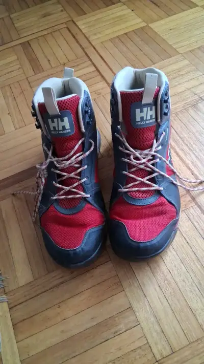 Botas de montaña Helly Hansen rojas y negras - miniatura 1