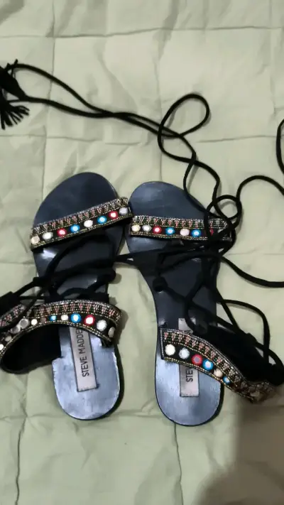 Sandalias negras con pedrería Steve Madden - miniatura 4