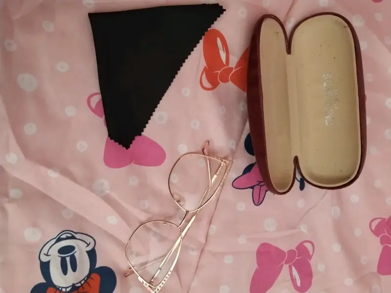 Gafas de lectura con estuche y paño