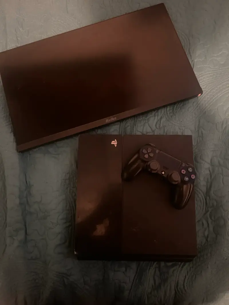 ps4 de 500gb mas monitor kolke - 1