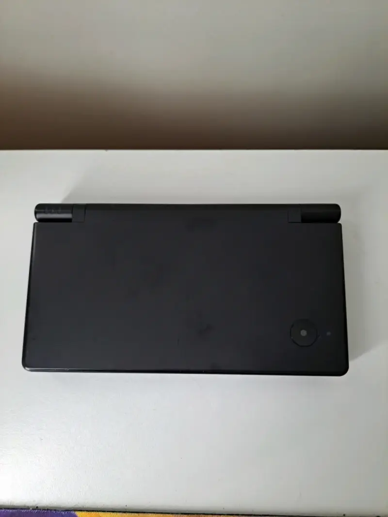 Nintendo DSi - 1