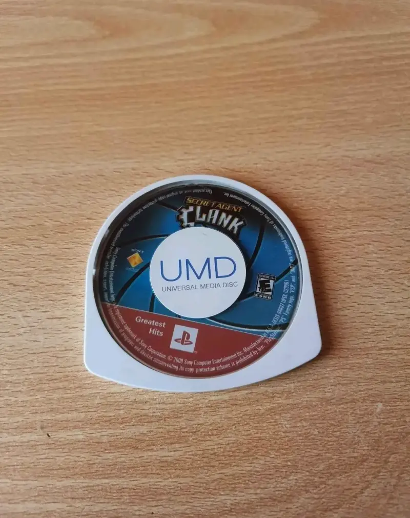 Juego UMD Secret Agent Clank para PSP