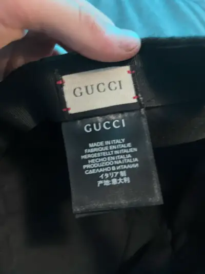 Gorra negra Gucci en buen estado y ajustable - miniatura 5