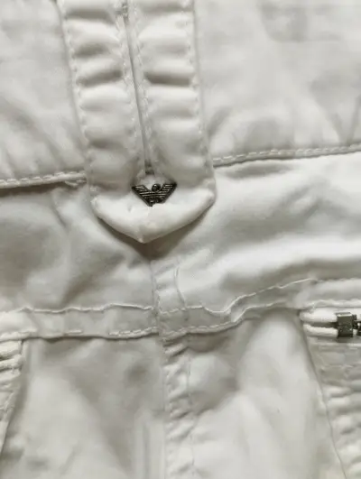 Pantalones blancos Emporio Armani con cierre - miniatura 3