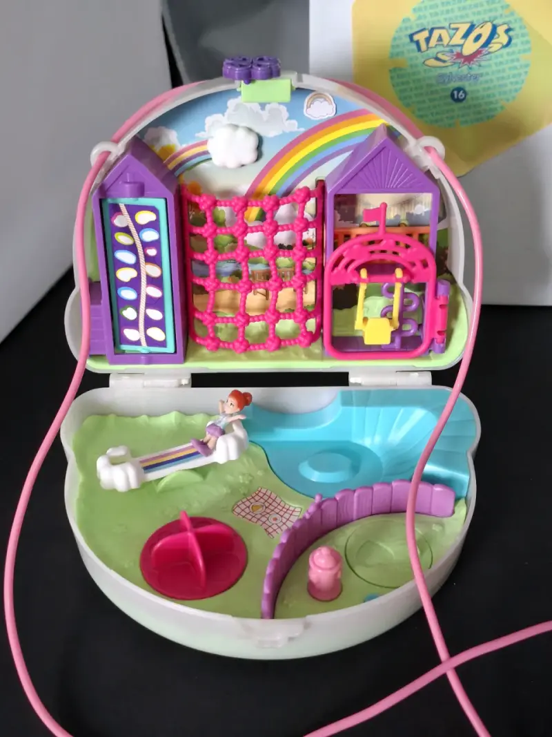 Set de juguetes Polly Pocket con accesorios - 2