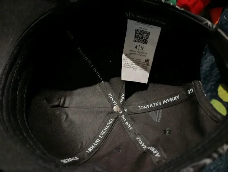 Gorra Armani Exchange y Gucci con diseño exclusivo - 4