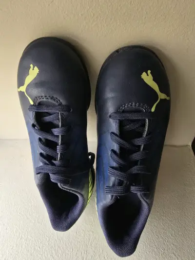 Zapatillas de fútbol Puma azul marino - miniatura 2