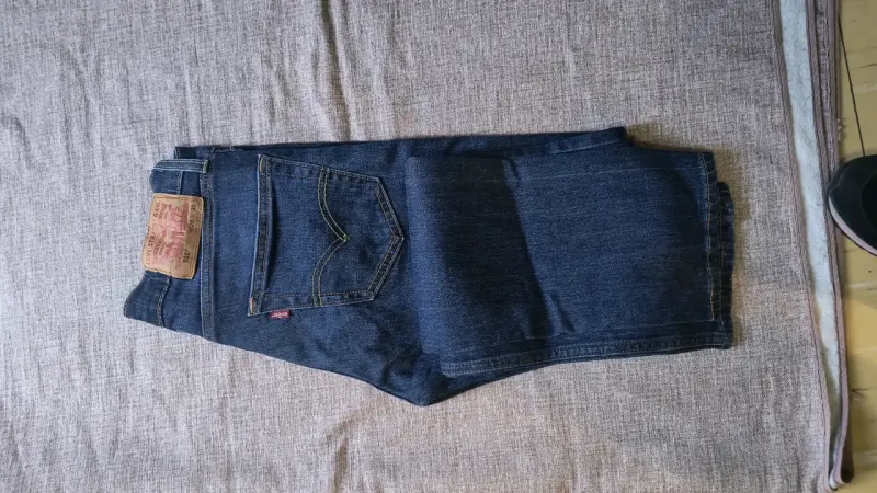 Jeans de niño, hombre y mujer - 2