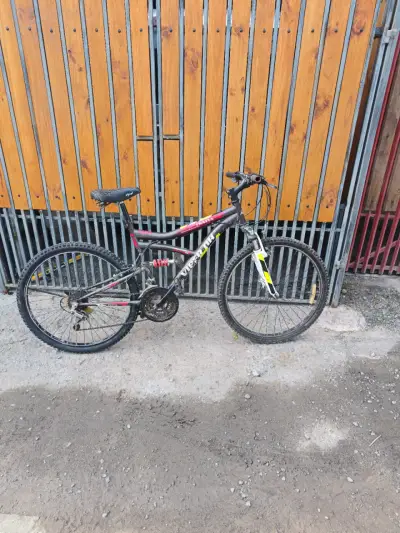 Bicicleta de montaña fratta con suspensión - miniatura 1