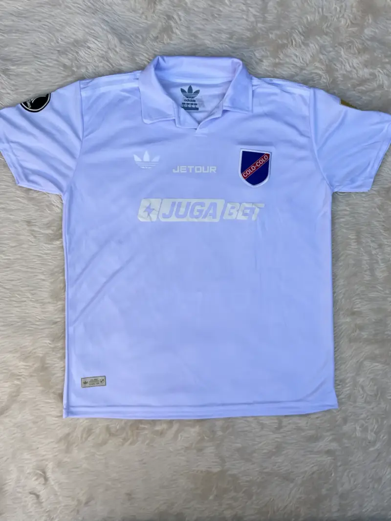 Camiseta de fútbol Colo-Colo Vidal 23 - 1