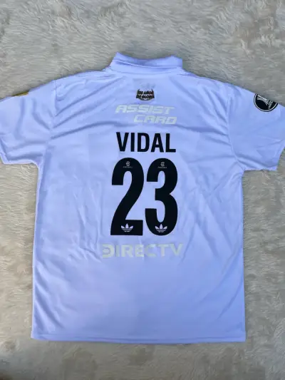 Camiseta de fútbol Colo-Colo Vidal 23 - miniatura 2