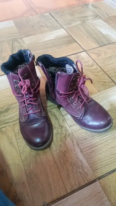 Botines de cuero burdeos con forro interior - miniatura 1